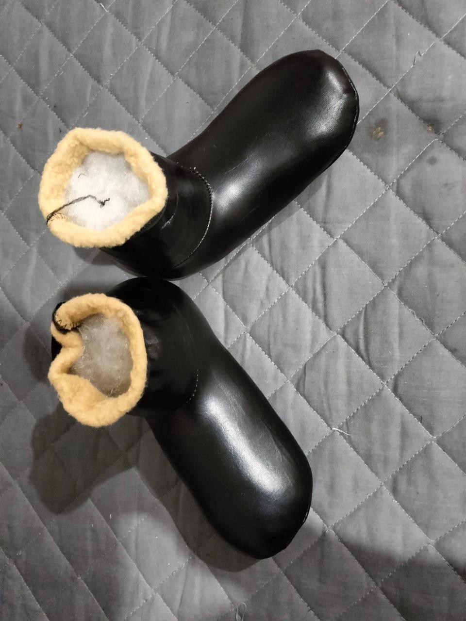 Unisex Ankle Length Socks – 1 Pc Warm Rexine Material for Ultimate Comfort